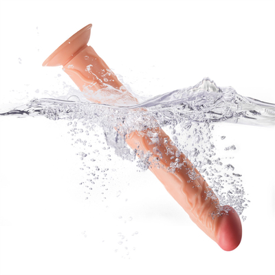 Dildos realistas com vaso de sucção