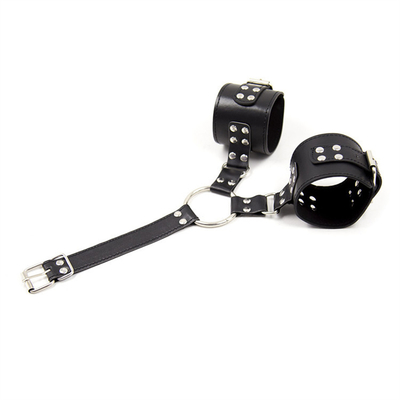Bondage Harness Fashion Gothic Collar, PU Sexy Punk Choker com Alloy Heart Dangle para mulher