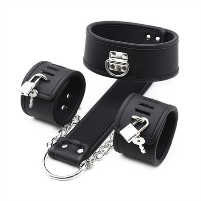 BDSM Bondage algemas de couro conjunto de retenção ajustável Bondage algemas de tornozelo casais jogos produtos sexuais