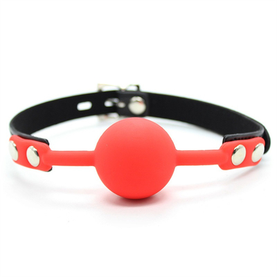 Brinquedos de fechadura Jogos para adultos Fetiche Boca de silicone Boca de focinho Bola de couro Pu Bondage Restrições Rosa Vermelho Cores pretas